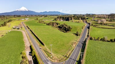 /international/nz/inglewood-new-plymouth-380066170088/