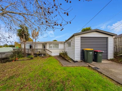 /international/nz/13-poto-street-te-atatu-south-waitakere-city-380066165361/