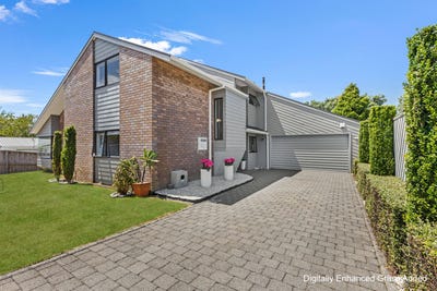 /international/nz/58-karina-road-merrilands-new-plymouth-380066102993/