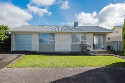 /international/nz/14-mccallum-street-dannevirke-tararua-380066106053/
