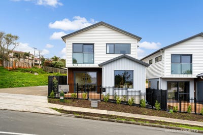 /international/nz/browns-bay-north-shore-city-380066179715/
