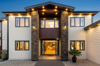 /international/nz/33-ballymore-drive-pinehill-north-shore-city-380066077719/