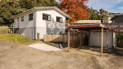 /international/nz/helensville-rodney-380066104671/