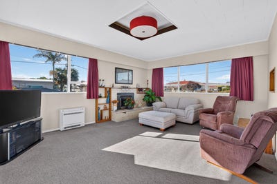 /international/nz/13-blenheim-street-taradale-napier-city-380066167578/