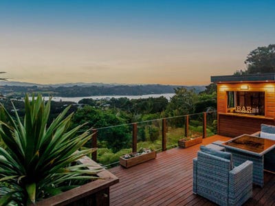 /international/nz/61-oromahoe-road-opua-far-north-380066079624/