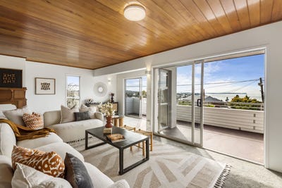 /international/nz/rothesay-bay-north-shore-city-380066090223/
