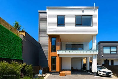 /international/nz/torbay-north-shore-city-380066179549/