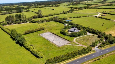 /international/nz/1955-egmont-road-inglewood-new-plymouth-380066118909/