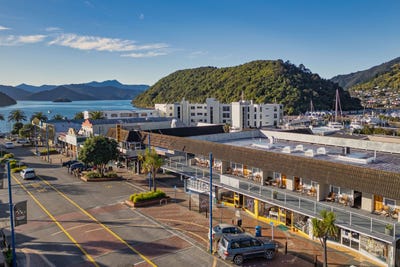 /international/nz/32-high-street-picton-marlborough-380066178741/