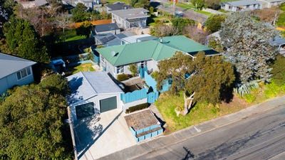 /international/nz/4-francis-road-paraparaumu-beach-kapiti-coast-380066178536/