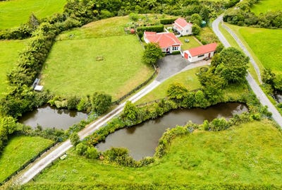 /international/nz/1245-upland-road-egmont-village-new-plymouth-380066091291/