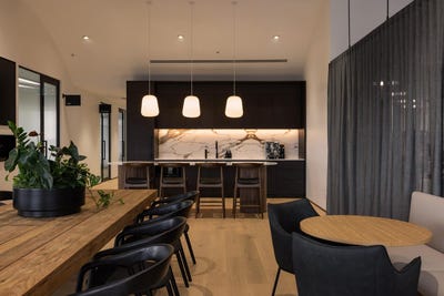 /international/nz/auckland-central-auckland-city-380066179184/