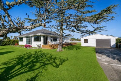 /international/nz/199-parkhurst-road-parakai-rodney-380066079606/