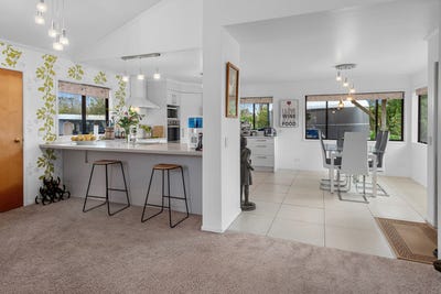 /international/nz/386-otaika-valley-road-otaika-whangarei-380066089275/