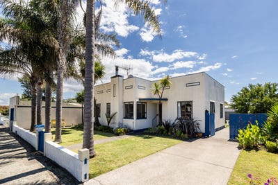 /international/nz/13-ellison-street-napier-south-napier-city-380066121808/