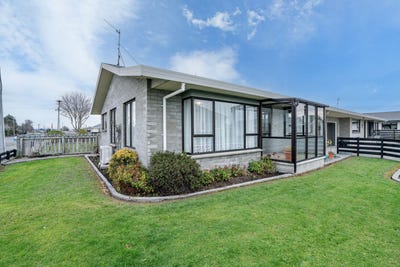 /international/nz/winton-southland-380066179591/