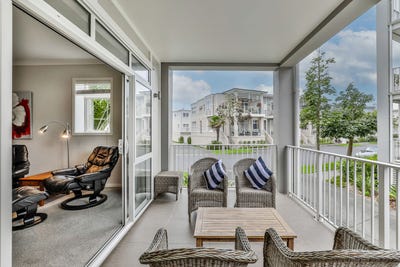/international/nz/63-parkside-drive-orewa-rodney-380066096666/