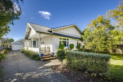 /international/nz/141-georges-drive-napier-south-napier-city-380066183591/