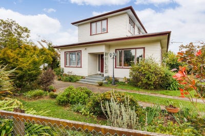 /international/nz/201-cambridge-avenue-ashhurst-palmerston-north-city-380066119503/
