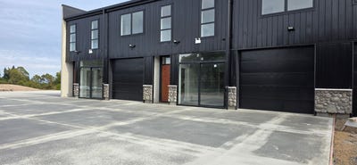/international/nz/15-keehan-drive-hilltop-taupo-380066111176/