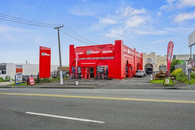 /international/nz/kelston-waitakere-city-380066128822/