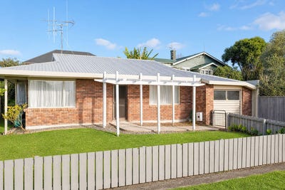 /international/nz/maeroa-hamilton-city-380066113728/