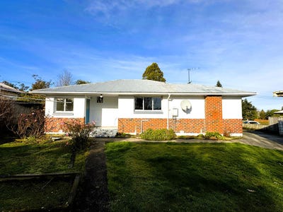 /international/nz/71-essex-street-balclutha-clutha-380066105840/