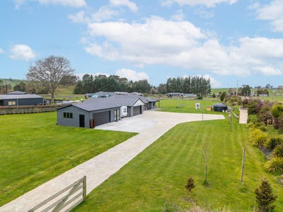 /international/nz/mountain-view-lane-putaruru-south-waikato-380066100146/