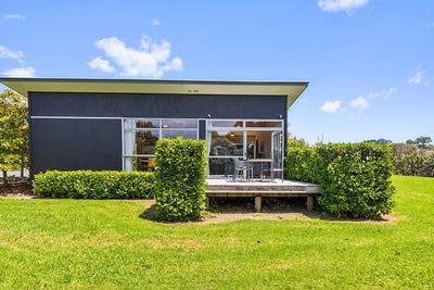 /international/nz/170-green-road-matakana-rodney-380066090515/