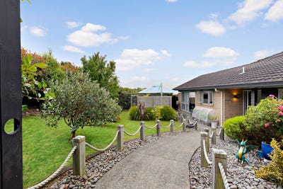 /international/nz/31-ina-ville-drive-pukekohe-franklin-380066169796/