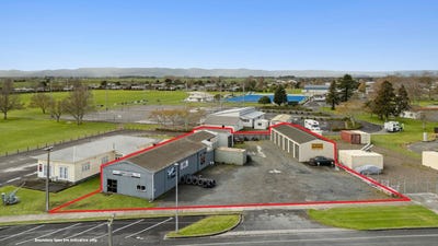 /international/nz/12-pipiroa-road-ngatea-waikato-380066133738/