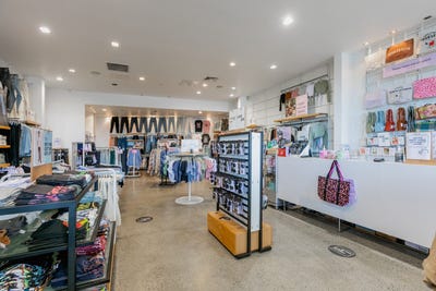 /international/nz/42-gravatt-road-papamoa-tauranga-380066144898/
