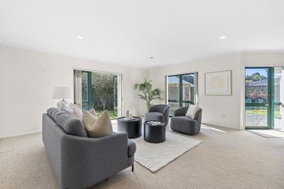 /international/nz/6-redwood-crescent-westown-new-plymouth-380066111101/