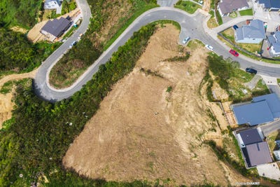 /international/nz/11-grumman-lane-newlands-wellington-city-380066108874/