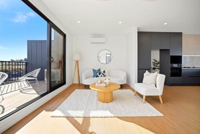 /international/nz/215-henwood-road-westgate-waitakere-city-380066177510/