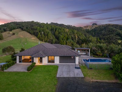 /international/nz/42-rauhori-road-makarau-rodney-380066179307/
