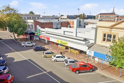 /international/nz/whanganui-central-manawatu-whanganui-380066145530/