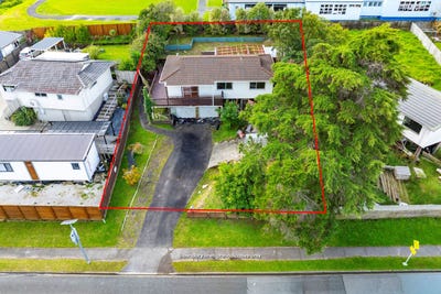 /international/nz/68-oreil-avenue-west-harbour-waitakere-city-380066086881/