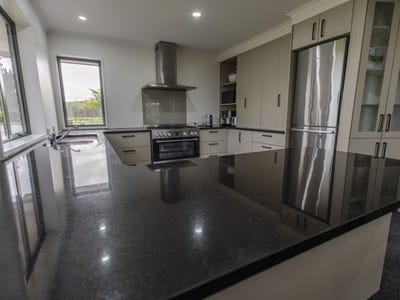 /international/nz/230-kaniere-road-hokitika-westland-380066115006/