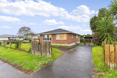 /international/nz/14-tasman-street-pukekohe-east-franklin-380066176273/