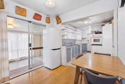 /international/nz/10-holmes-avenue-otangarei-whangarei-380066090012/