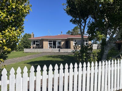 /international/nz/699-durham-road-upper-inglewood-new-plymouth-380066095953/