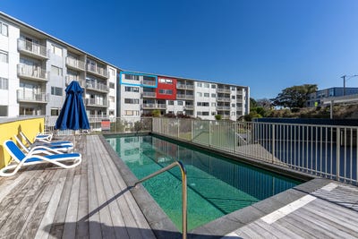 /international/nz/130-anzac-street-takapuna-north-shore-city-380066177287/