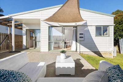 /international/nz/howick-manukau-city-380066168110/