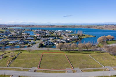/international/nz/6-village-green-drive-huntingdon-lake-hood-ashburton-380066093621/