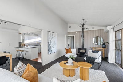 /international/nz/orewa-rodney-380066099151/