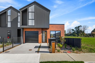 /international/nz/29-babina-avenue-huapai-rodney-380066097033/