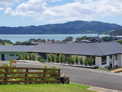 /international/nz/10-banksia-road-cable-bay-far-north-380066099103/