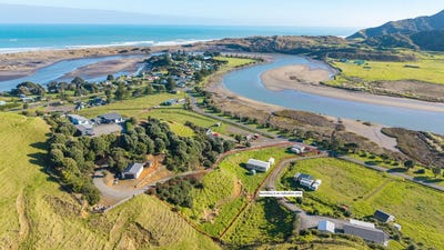 /international/nz/1443-marokopa-road-piopio-waitomo-380066106449/