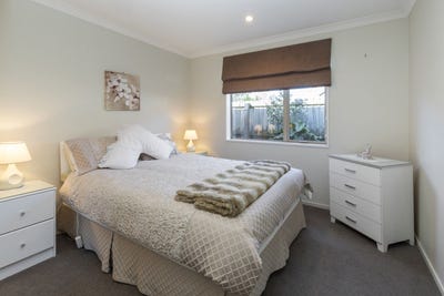 /international/nz/22-mokihi-gardens-hillmorton-christchurch-city-380066184916/